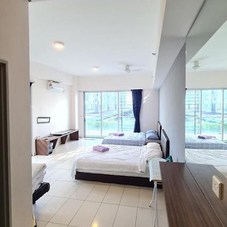 Aeropod Kk Corner Unit Near City And Airport 4 Pax Free Parking Кота-Кинабалу Экстерьер фото